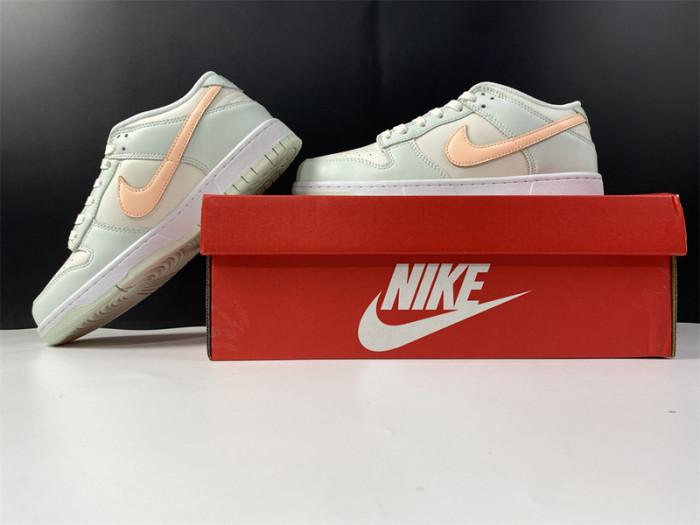 nike dunk low barely green (w) dd1503-104