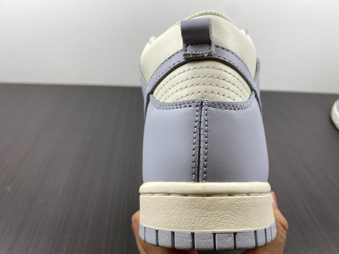 nike dunk high sail football grey (w) dd1869-102