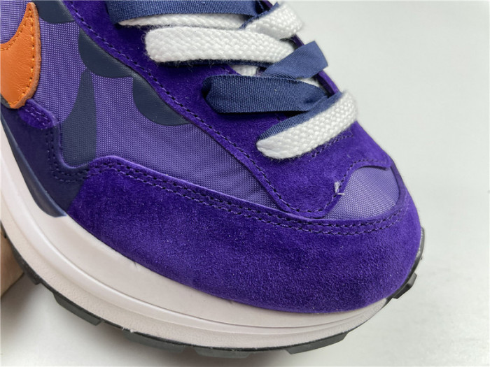 nike vaporwaffle sacai dark iris dd1875-500