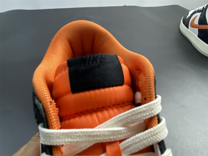 nike dunk low prm “halloween” dd3357-100