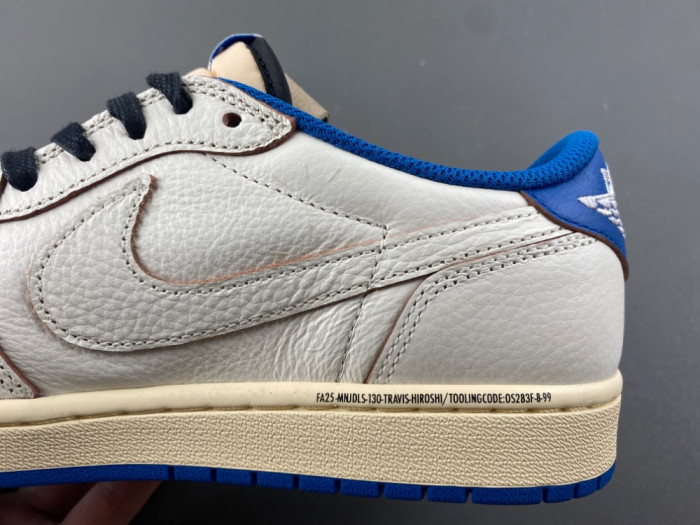 Travis Scott x Fragment x Air Jordan 1 Low OG DM7866-104