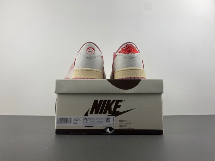 Travis Scott x Air Jordan 1 Low OG DM7866-pink