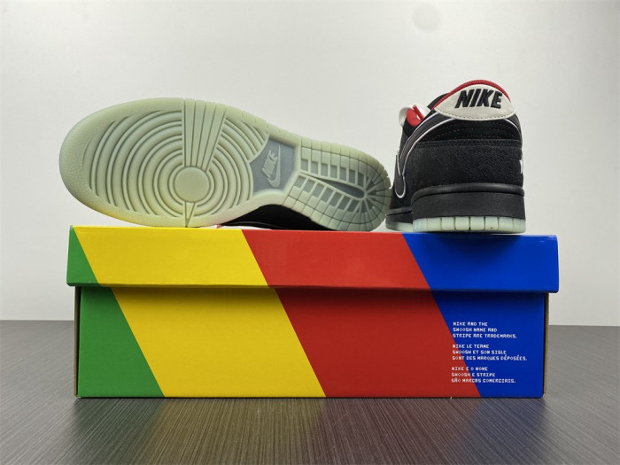 nike further celebrates the summoner’s rift with this lpl x dunk low do2327-011