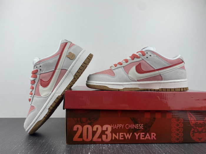 nike dunk low se grey pink do9457-110