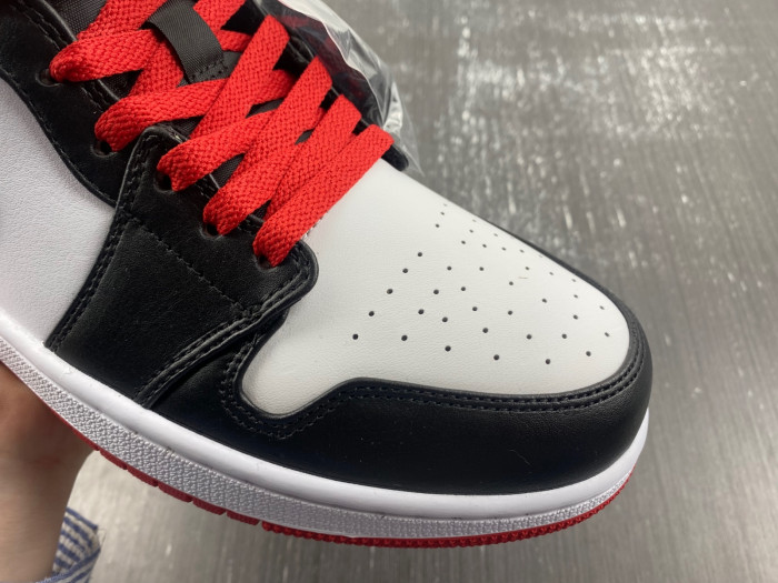 air jordan 1 mid gym red black toe dq8426-106