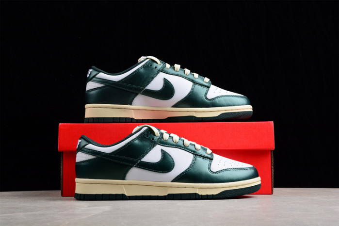 nike dunk low vintage green (w) dq8580-100