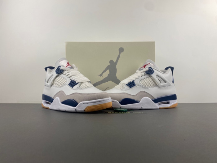 Air Jordan 4 Retro SB Navy DR5415-100