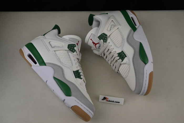 air jordan 4 retro sb pine green dr5415-103