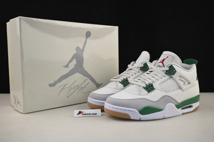 air jordan 4 retro sb pine green dr5415-103