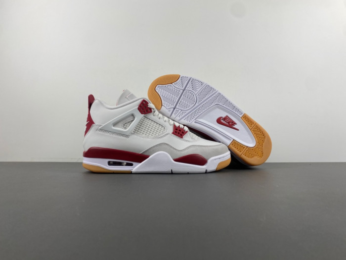 Nike SB x Air Jordan 4 “Varsity Red” DR5415-106