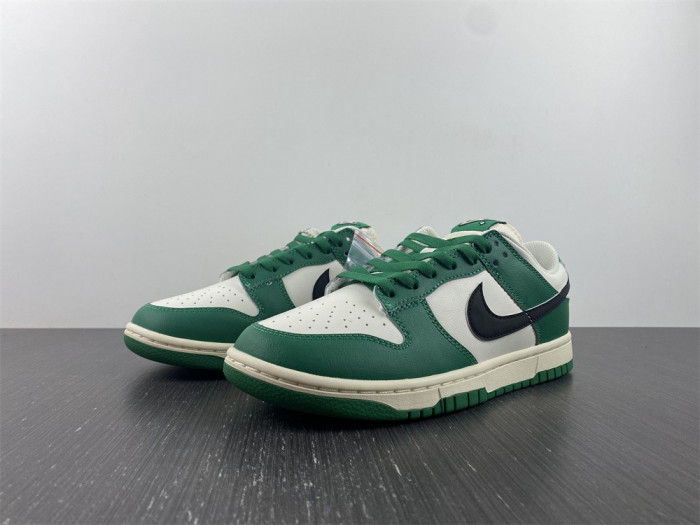 nike dunk low se “lottery” dr9654-100