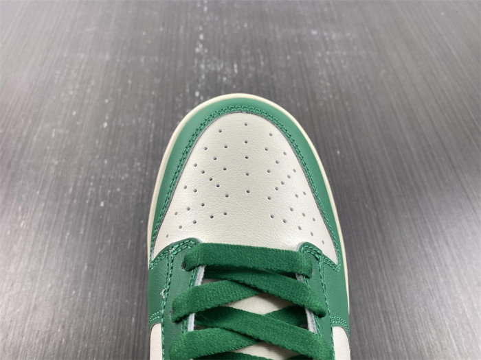 nike dunk low se “lottery” dr9654-100