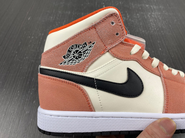 air jordan 1 mid se orange suede dv1336-800