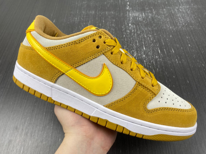 nike dunk low celestial gold suede dv7411-200