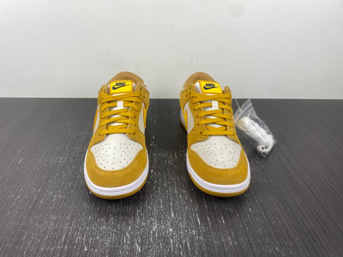 nike dunk low celestial gold suede dv7411-200