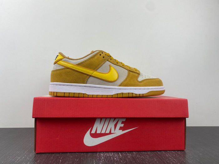 nike dunk low celestial gold suede dv7411-200