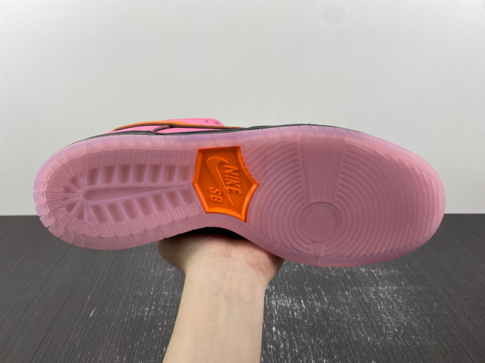 the powerpuff girls x nike sb dunk low “blossom” fd2631-600