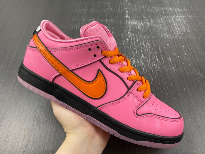 the powerpuff girls x nike sb dunk low “blossom” fd2631-600