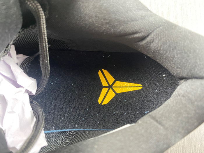 nike kobe 4 protro black university gold fq3544-001