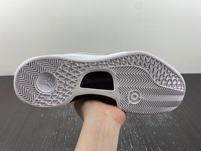 nike kobe 8 protro white metallic gold fv6325-100