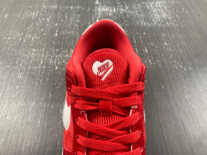 nike dunk low valentine