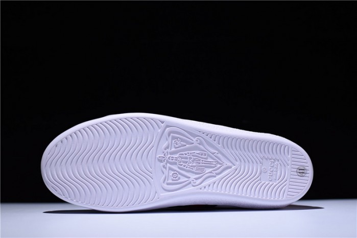 gu ace embroidered low-top sneaker white with bee