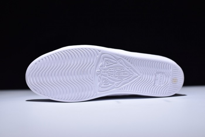 gu ace embroidered low-top sneaker with ladybird