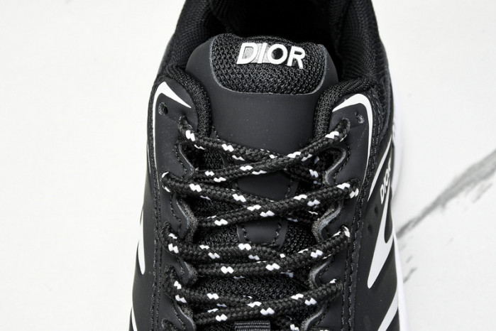 D1OR B44 Sneakers