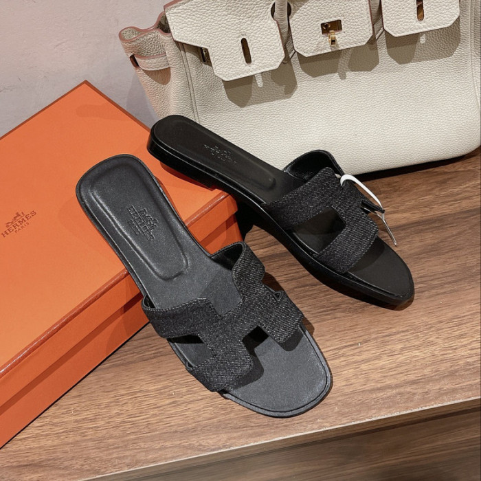 H**mes sandal