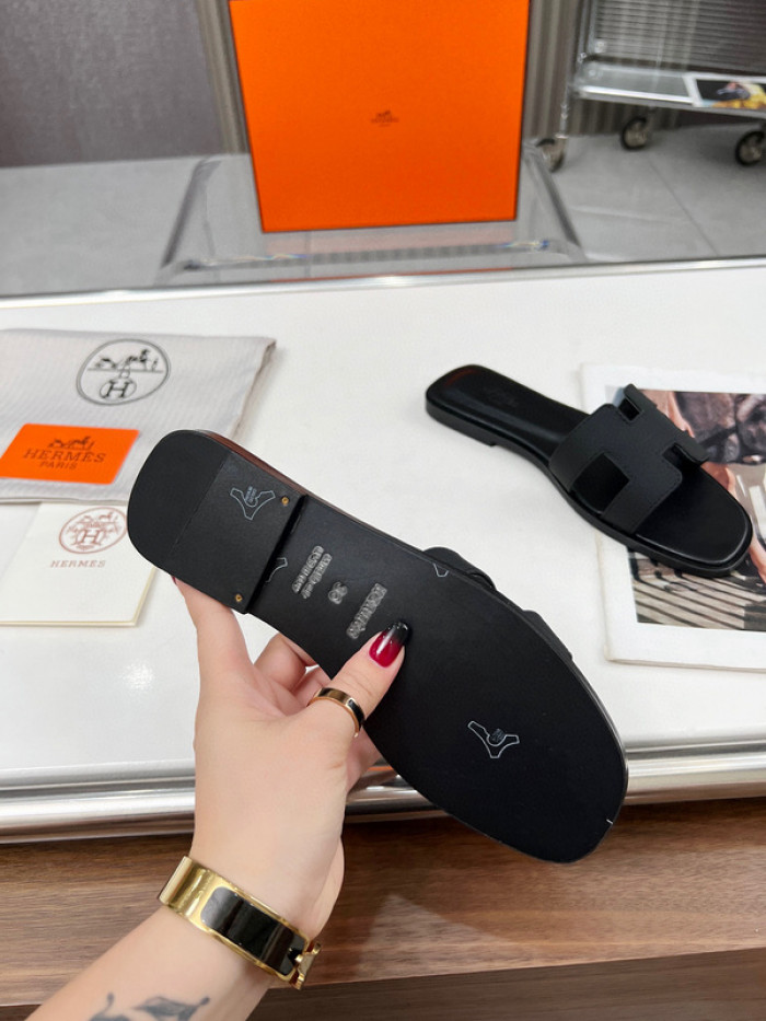 H**mes sandal