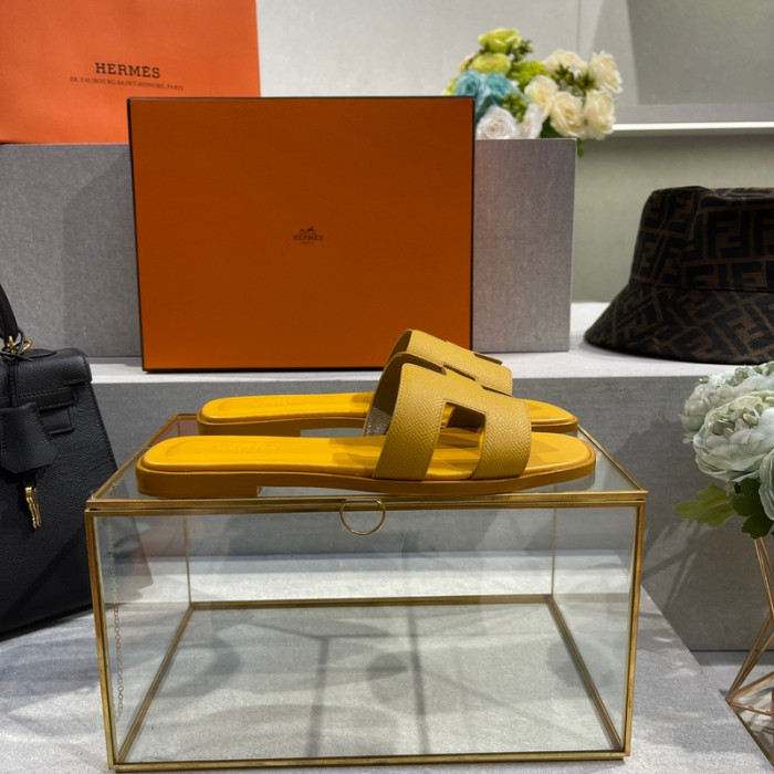 H**mes sandal