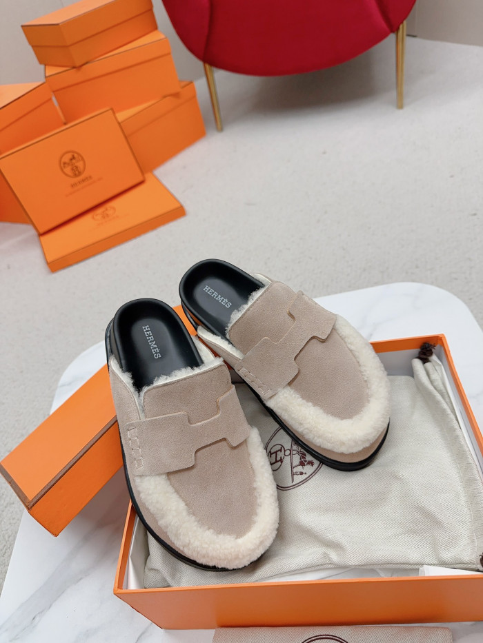Hermes Sandals