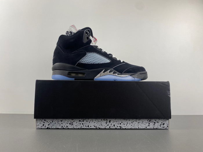 Air Jordan 5 “Black Metallic Reimagined” HF3975-001