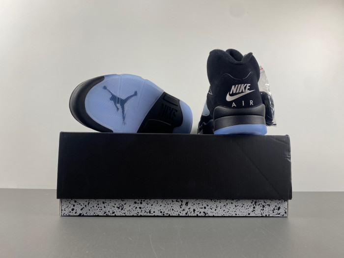 Air Jordan 5 “Black Metallic Reimagined” HF3975-001