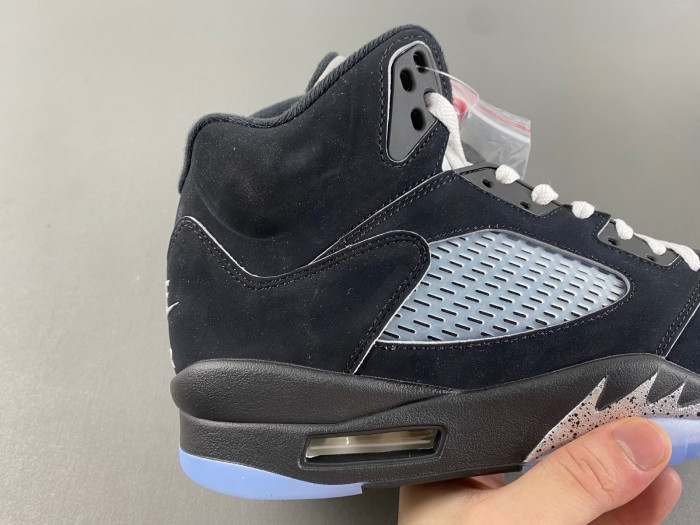 Air Jordan 5 “Black Metallic Reimagined” HF3975-001