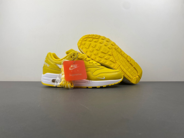 Supreme x Nike Air Max 1 ’87 “Speed Yellow” HF8813-700