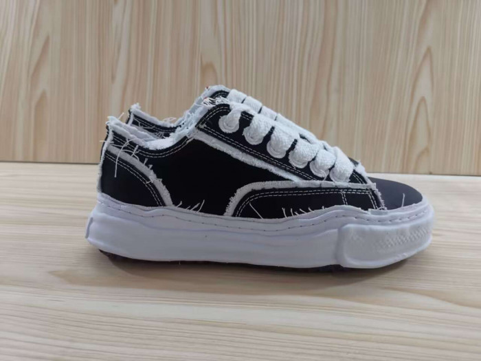 Ma*s*n mihara yasuhiro blakey sneakers