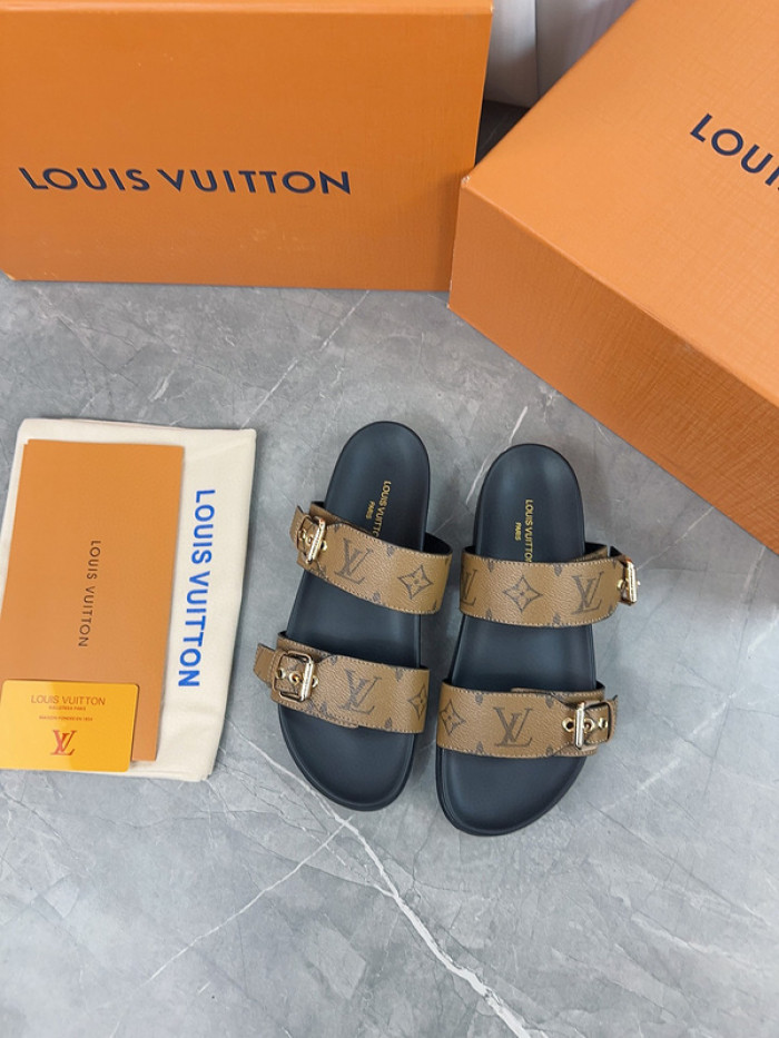 l1vv sandals