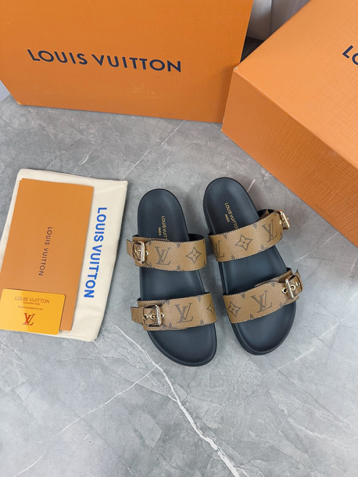l1vv sandals