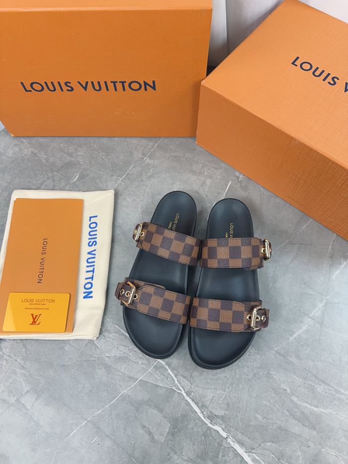 l1vv sandals