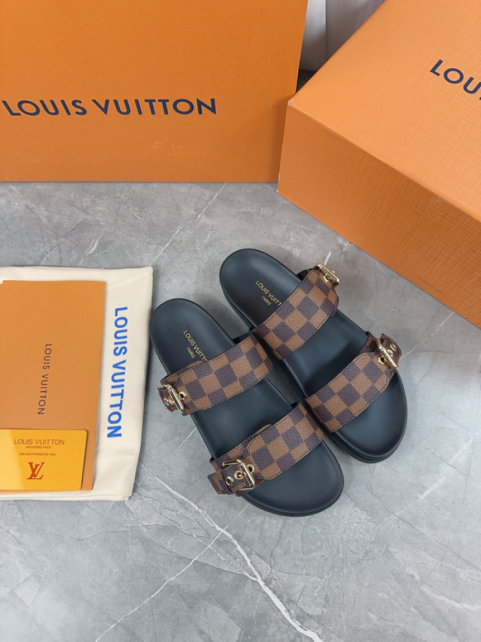l1vv sandals