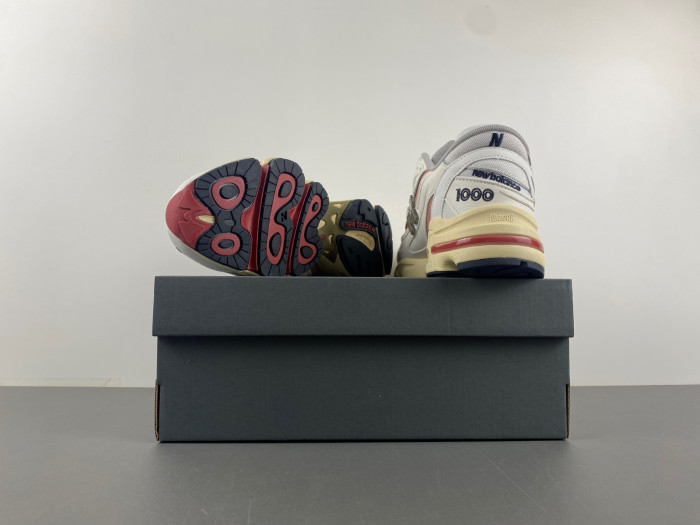 New Balance 1000 Sea Salt Astro Dust M1000CB