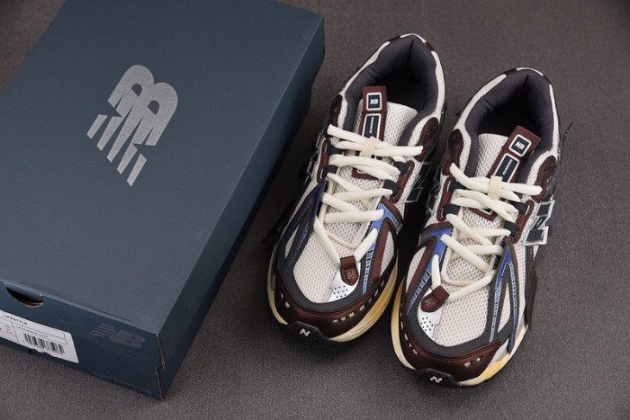 New Balance 1906R brown M1906AR