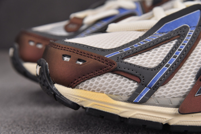 New Balance 1906R brown M1906AR