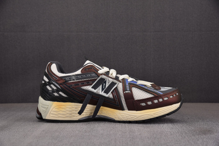 New Balance 1906R brown M1906AR