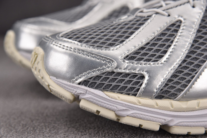 New Balance 1906R The Basement Day Chrome M1906RBT