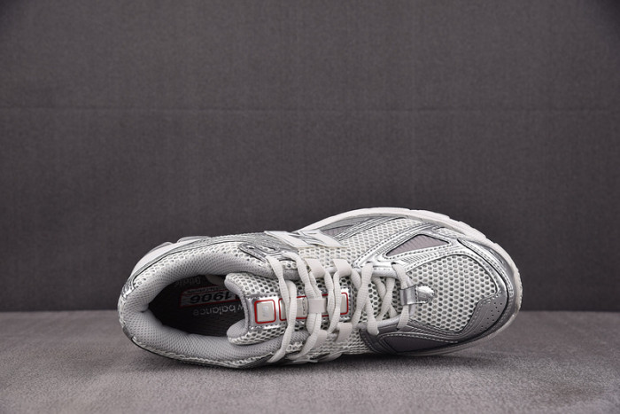 New Balance 1906R Urbancore Silver M1906RCB