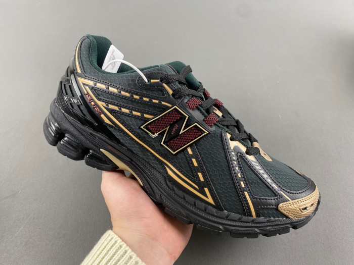 New Balance 1906R Kith Black M1906RKS