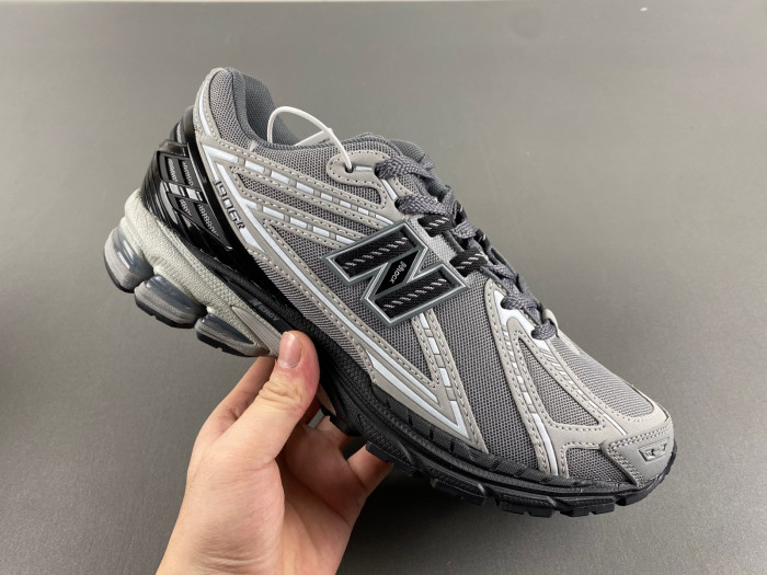 New Balance 1906R Castlerock Rain Cloud M1906RLG