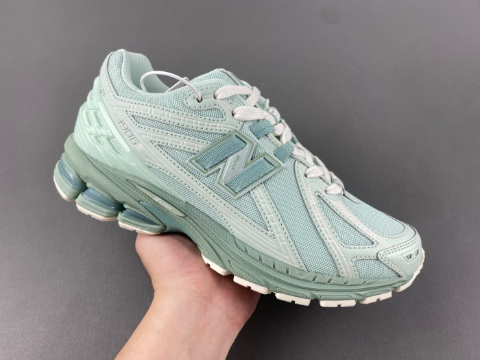 New Balance 1906R Jade Green M1906RZC
